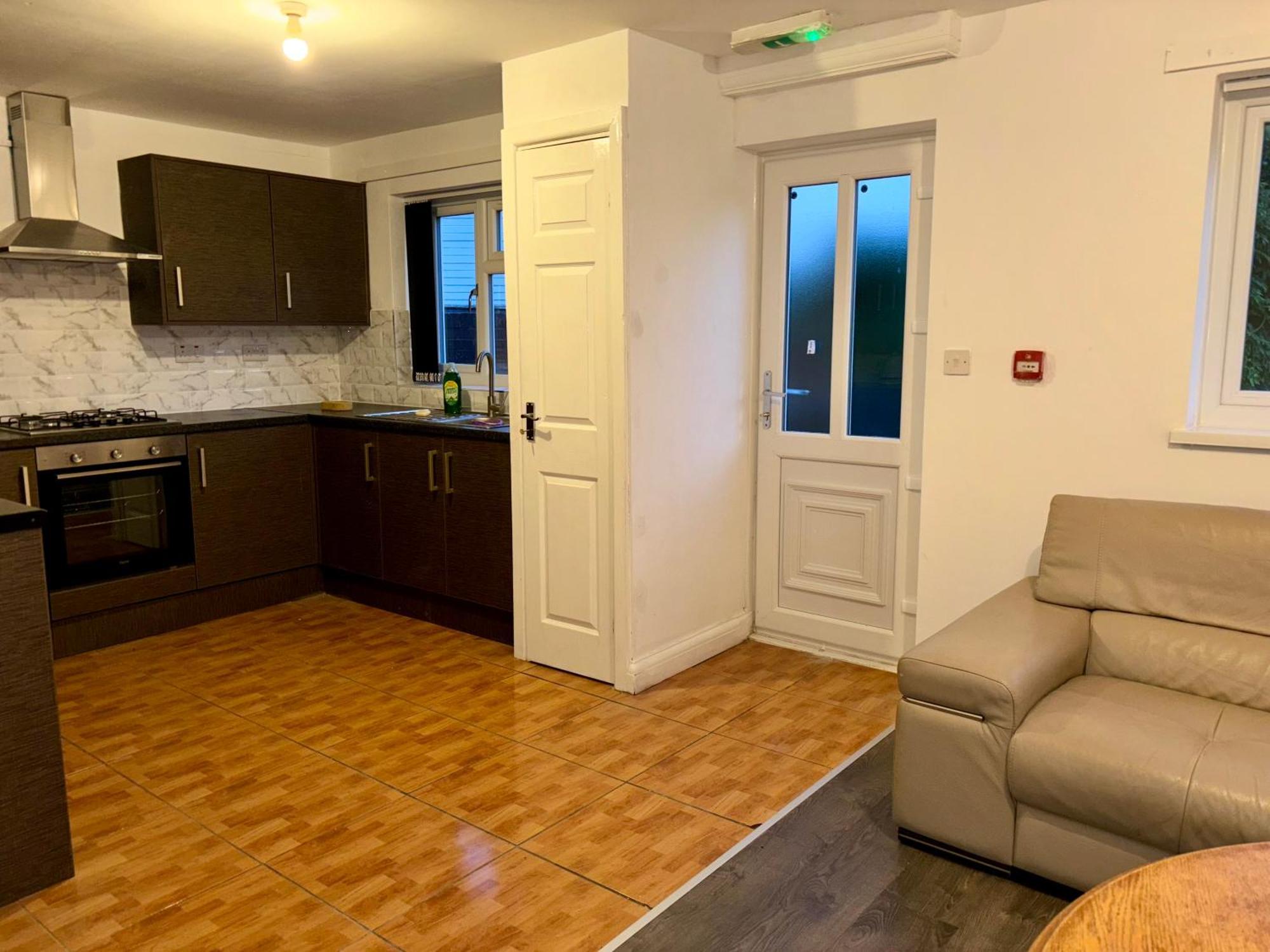 Stainless Guests House Hotell Dudley Exteriör bild