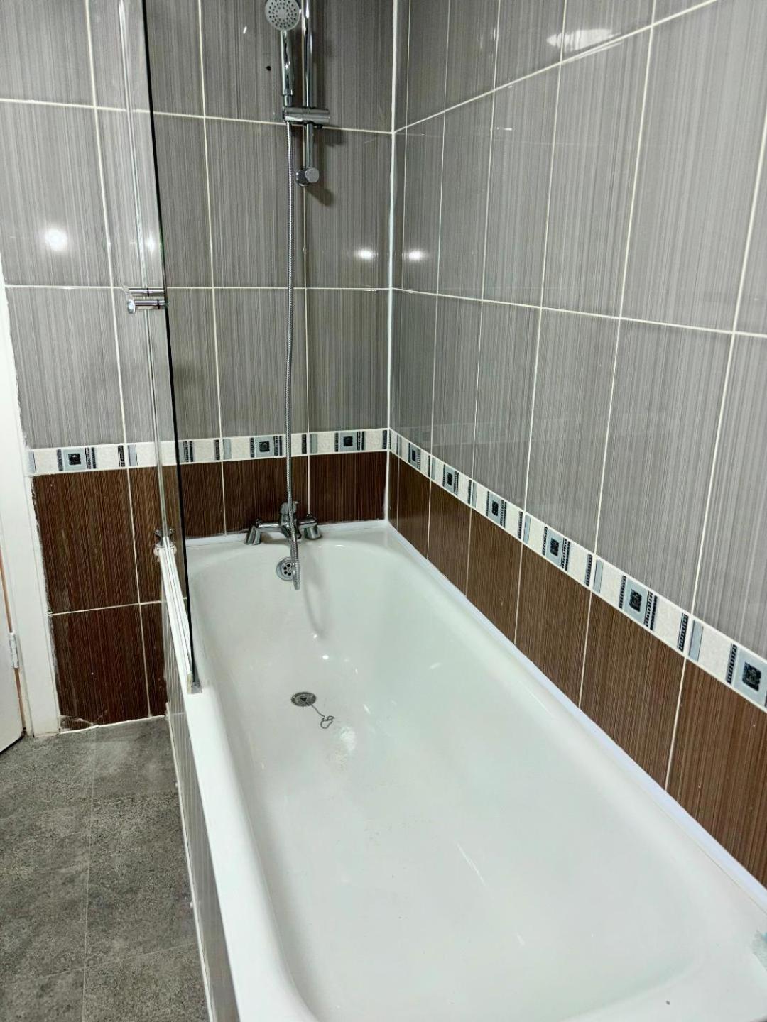 Stainless Guests House Hotell Dudley Exteriör bild