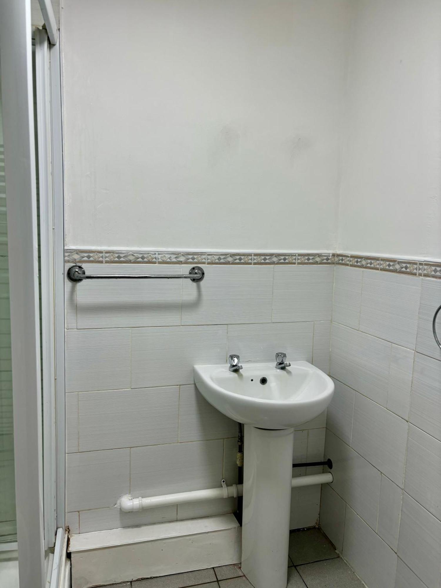 Stainless Guests House Hotell Dudley Exteriör bild