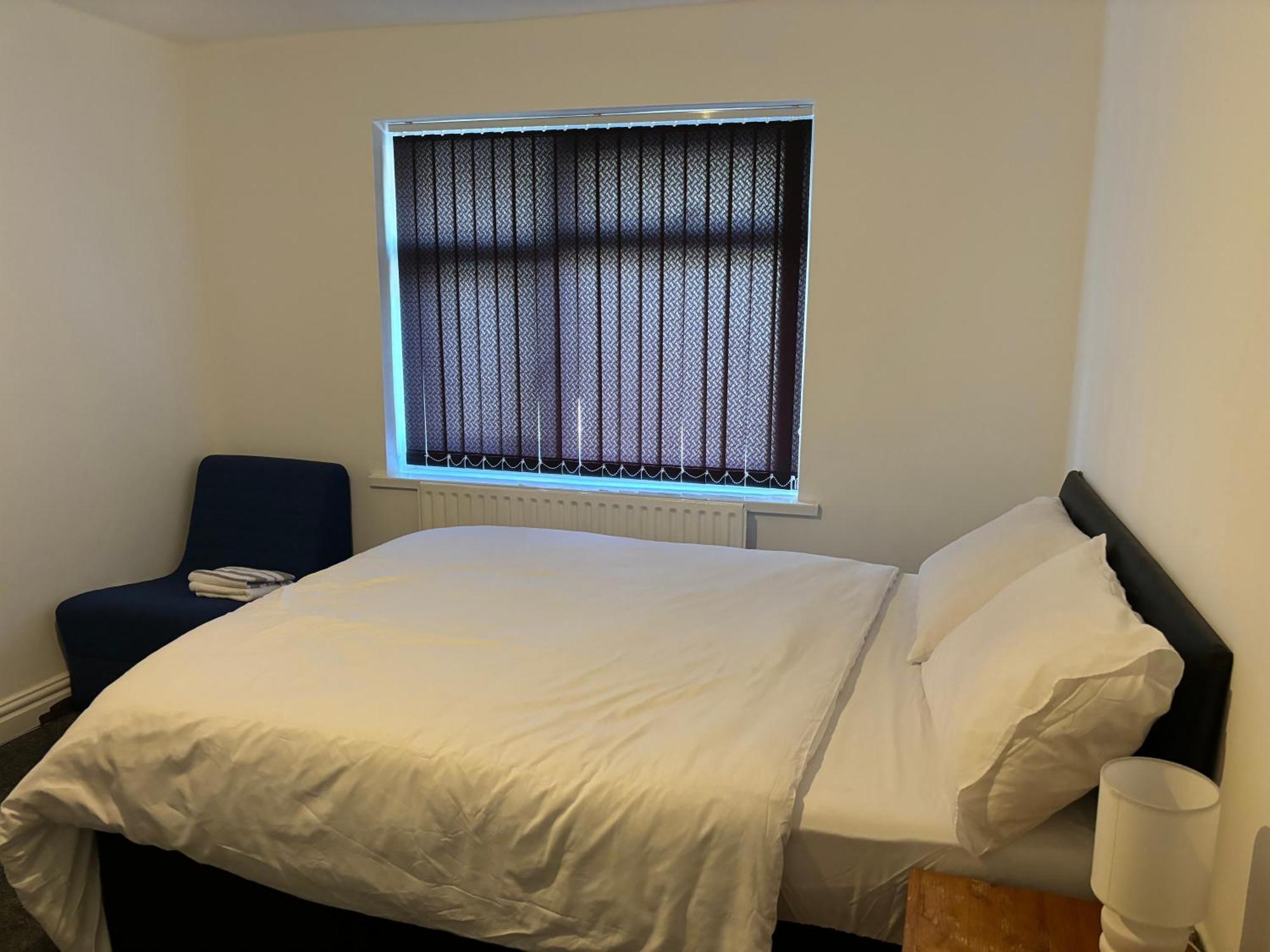 Stainless Guests House Hotell Dudley Exteriör bild