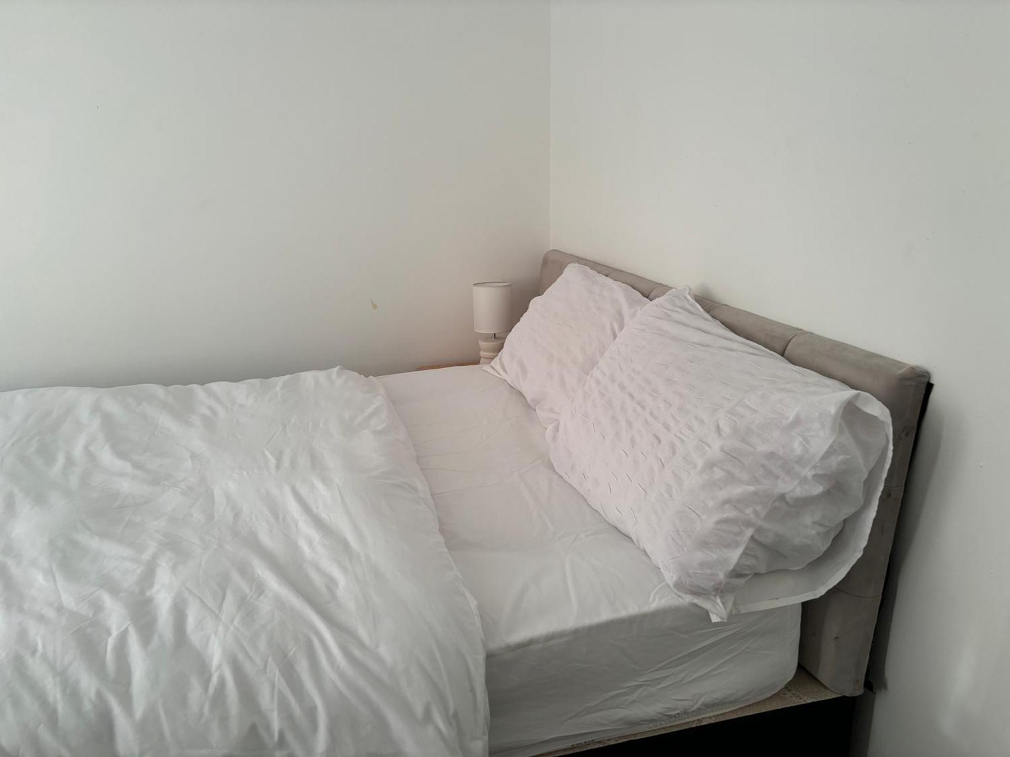 Stainless Guests House Hotell Dudley Exteriör bild