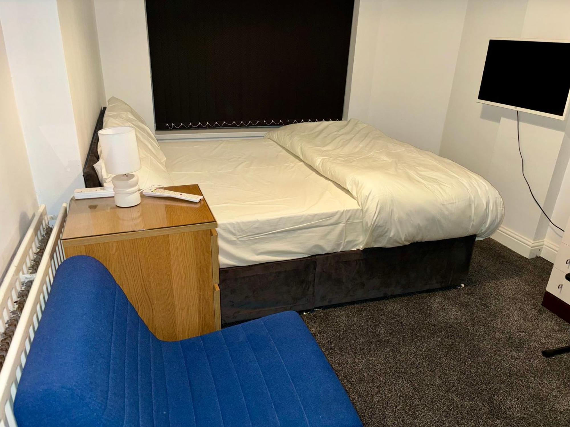 Stainless Guests House Hotell Dudley Exteriör bild
